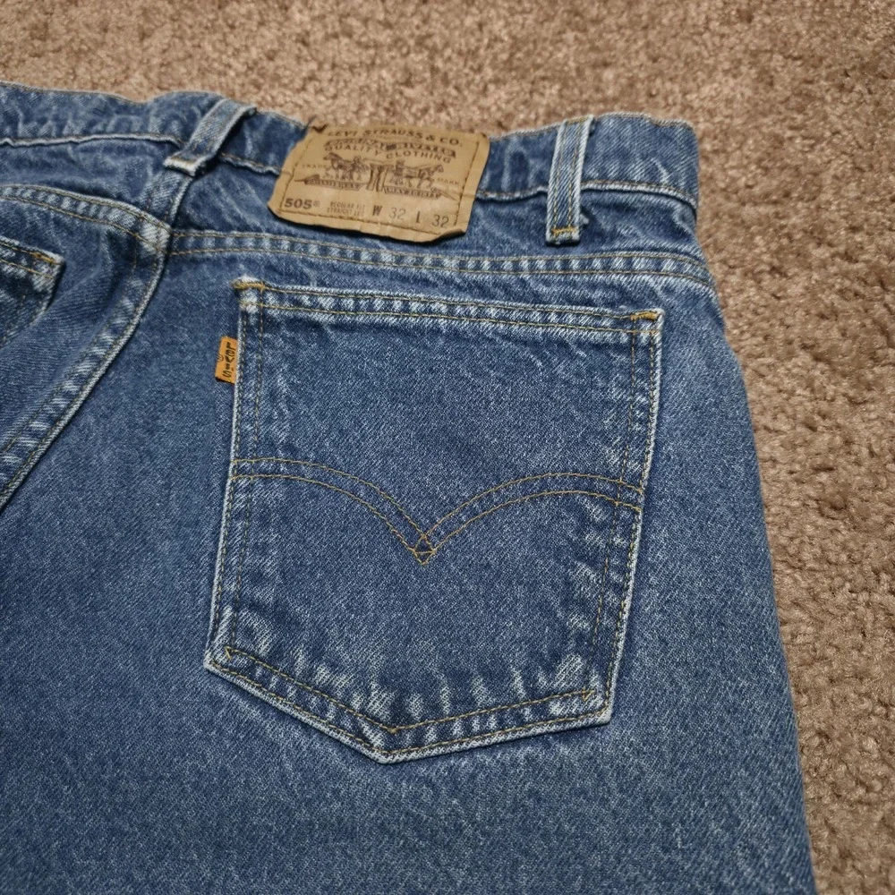 Vintage 1995 Levis 505 Size 32 x 32 *Fits 30 x 28* Orange Tab Denim‎ Jeans Ankle